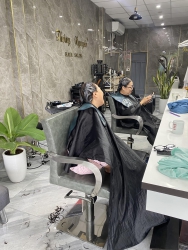 em con ranh lam khach cu ghe e di a tại Quảng Nam