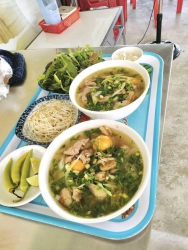 Quán Ăn Hải Sản Bình Dân tại Quảng Nam