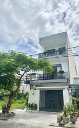 Bán căn nhà đường BÙI THIỆN NGỘ gần cầu Nguyễn Tri Phương tại Quảng Nam