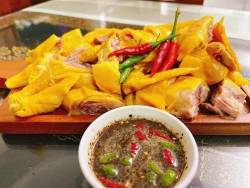 Gà ủ muối Thịnh Trọc tại Quảng Nam