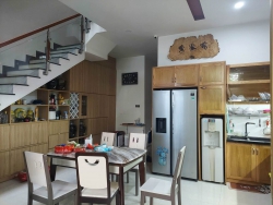 Nhà mới 3 tầng diện tích 6.2x16 (100m) full nội thất 3 phòng ngủ 3 toilet tại Quảng Nam