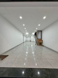 Cho thuê nhà 3 tầng Mai Thúc Lân, Mỹ An, Ngũ Hành Sơn tại Quảng Nam