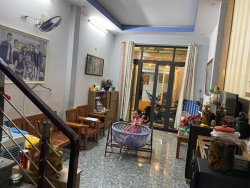 Bán nhà Đinh Thị Hoà 49m2, 3 tầng, ngang 4m, 3.6 tỷ Sơn Trà tại Quảng Nam