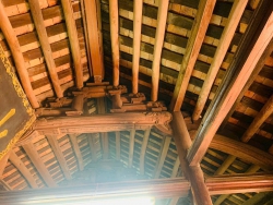 Cần phải thanh lý lên bờ. Than lưng ngôi nhà gỗ thông. Mẫu của bộ phát. Giá chỉ 65 triệu tại Quảng Nam