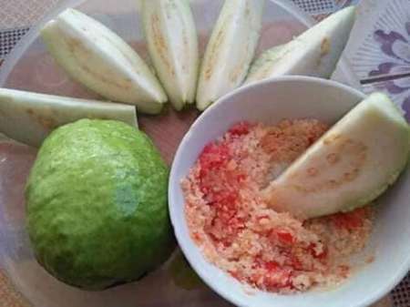 Ổi nhà trồng luôn được các chj ủng hộ tại Quảng Nam