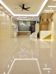 Bán nhà 5 tầng full nội thất - Sát ngay mặt tiền Trần Hưng Đạo, bờ sông Hàn thơ mộng - Vị trí đắc địa bậc nhất Đà Thành - Giá chỉ hơn 12 tỷ thương lượng tại Quảng Nam