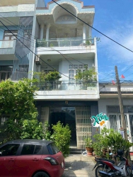 Nhà 3 tầng của Vu Quynh tại Quảng Nam