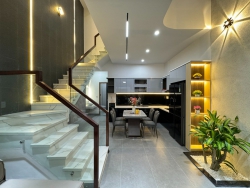 Bán nhà 3 tầng mới mặt tiền Khu Hòa Minh tại Quảng Nam