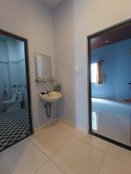 Bán nhà GẦN BẾN XE, ĐƯỜNG 7M5, 100M2 3 MÊ, TRỤC KINH DOANH TỐT tại Quảng Nam