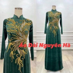 Mẫu áo dài Nhung cao cấp được khách hàng mua tặng bà, mẹ trong dịp chúc thọ mấy ngày hôm nay tại Quảng Nam