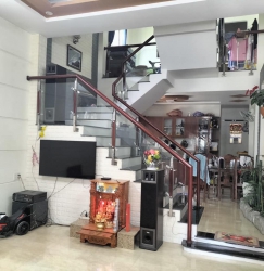 Bán nhà Lê Đình Kỷ Hòa An 70m2 x 2 tầng giá 3 tỷ tại Quảng Nam