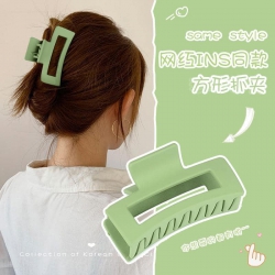 Kẹp tóc nhà Happy đủ kiểu giá từ 0x 1x 2x ... dành riêng cho các nàng nha tại Quảng Nam