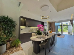 n nhà 3 tầng diện tích 80m2 hiện đại full nội thất tại Quảng Nam