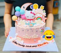 Bánh kem mini hộp trong suốt tại Xuân Thịnh Bakery tại Quảng Nam