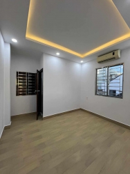 Nhà 4 tầng mới xây cách MT 20m gần chợ Big C tại Quảng Nam