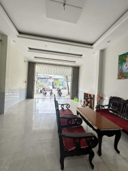 Căn nhà nghỉ 3 tầng Dòng tiền 40trtháng và Công năng Phòng khác, Sân đẻ xe rộng, Bếp, 11 phòng cho tại Quảng Nam