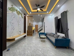 Bán nhà hai tầng kiệt Lê Duẩn gần đường chính tại Quảng Nam