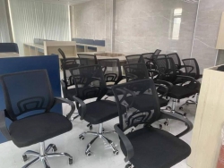 Sẵn 10 cái ghế xoay cuối cùng tại Quảng Nam