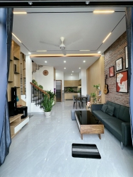 Bán nhà 3 tầng kiệt ô tô 4m Tô Hiệu tại Quảng Nam