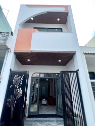Siêu phẩm 2 tầng xây mới bảo hành, kiệt rộng 3m5 tại Quảng Nam