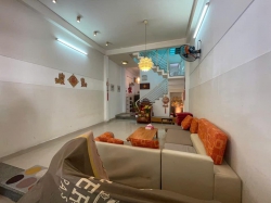 Cần chuyển nhượng nhà 3 tầng mặt tiền Thanh Long - Quận Hải Châu - Khu Thanh Bình tại Quảng Nam