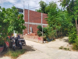 Bán lô đất 2 mặt tiền tại Quảng Nam