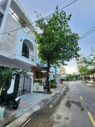 n Nhà Tân Cổ Điển Hồ Chí Minh tại Quảng Nam