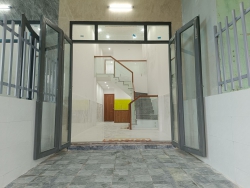 Bán nhà gác lửng khu dân cư đông gần đường chính tại Quảng Nam