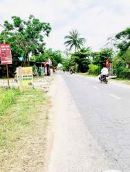 Bán đất trục 14E đoạn kinh doanh sầm uất, Cách Hà Lam 150m, Cách chợ Bình Quí 200m, DT 9x20, Giá 1 tỷ xx, quá rẻ không có lô thứ 2, LH 0905265704 Hạ gửi thông tin và dẫn xem đất thực tế tại Quảng Nam