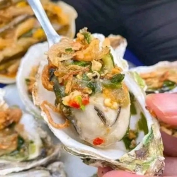 Hàu sữa Lăng Cô tại Quảng Nam