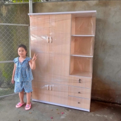 Bộ sưu tập tủ kệ hình seo độc đáo tại Quảng Nam