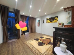 Nhà mới toanh, đẹp lung linh, 5 phòng ngủ tại Quảng Nam