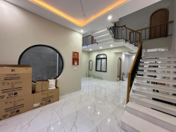 n nhà 3 tầng mặt tiền Lưu Quý Kỳ - Hòa Cường Bắc - Hải Châu - Đà Nẵng tại Quảng Nam