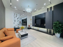 n nhà 3 tầng đường Hoà Minh 1 gần biển tại Quảng Nam