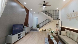 Nhà 2 tầng mới đẹp ngay Trung Tâm Hải Châu tại Quảng Nam