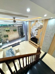 Chủ chơi lớn giảm 400 triệu Bán Nhà 3 Tầng 3 Mê Đúc tại Quảng Nam