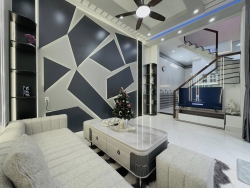 Nhà đẹp sau lưng mặt tiền đường biển tại Quảng Nam