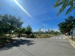 Bán đất Bá Tùng 3 sát công viên chính tại Quảng Nam