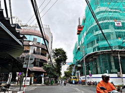 HOA HẬU TẠI LÀNG PHỐ TÂY ĐÀ NẴNG tại Quảng Nam