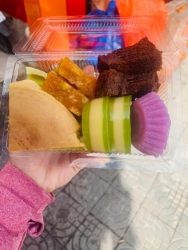 Bánh và chè sẵn tủ - Ghé e ko ib e ship - có mix theo yều cầu tại Quảng Nam