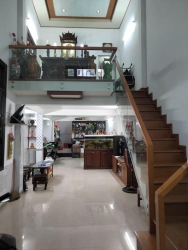 Nhà mặt kiệt ôtô đường Hoàng Diệu, Hải Châu, Đà Nẵng tại Quảng Nam