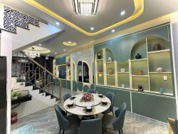 Nhà đẹp 3 tầng - 3 mặt kiệt đường Hoàng Diệu - Full nội thất - Nhỉnh 4,X tỷ tại Quảng Nam