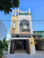 Nhà đẹp đi bộ 2,5 phút tới biển tại Quảng Nam