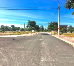 Đất đường nhựa 15m5, sổ công chứng, khu dân cư đông đúc tại Quảng Nam