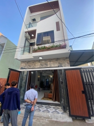 Nhà 3 tầng full nội thất, kiệt ô tô 4m chuẩn tại Quảng Nam