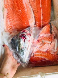 Cá Hồi Na-Uy nhập khẩu tươi ngon về Food Mart tại Quảng Nam