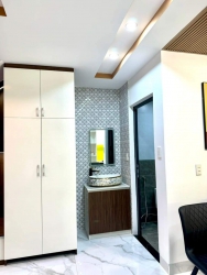 Bán Căn Nhà ViLa Mini Tại Kiệt Tôn Đản - Hoà An - Full Nội Thất - Nhà Mới 100% Thiết Kế Theo Phong Cách Hiện Đại - 3 phòng ngủ - 2 toilet - sân xe rộng - nhà thoáng mát tại Quảng Nam