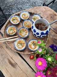 Tối nay có ai hẹn hò ko ạ  tại Quảng Nam