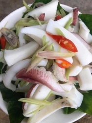 Mực Lá Tươi được chắn ra từ nhà hàng tại Quảng Nam