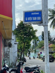 Bán đất tặng nhà cấp 4 2 mặt kiệt ô tô đường Bà Huyện Thanh Quan tại Quảng Nam